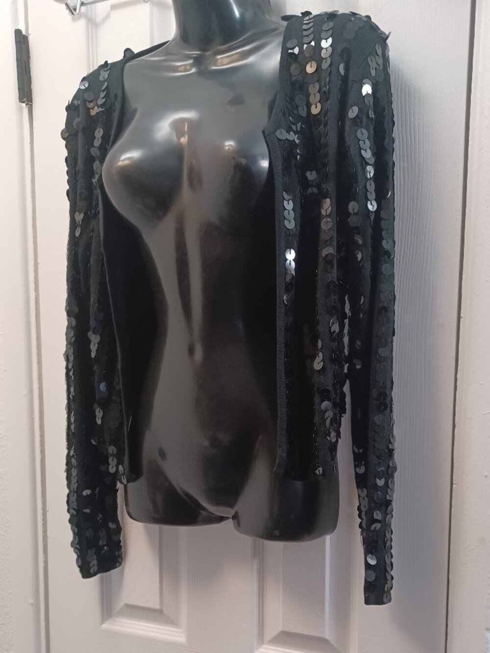 Black sequin fringe jacket with black sequins #glamour #party